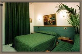 Viennese Due Hotel Рим Екстериор снимка