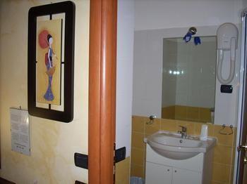 Viennese Due Hotel Рим Екстериор снимка